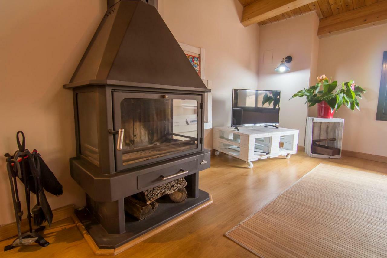 Casa Consales Apartment Palau de Noguera ภายนอก รูปภาพ
